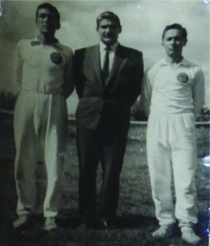 Cebir Hocamız İbrahim Görmeezler ile İsmail Koçer ve Mehmet Şeker 1964